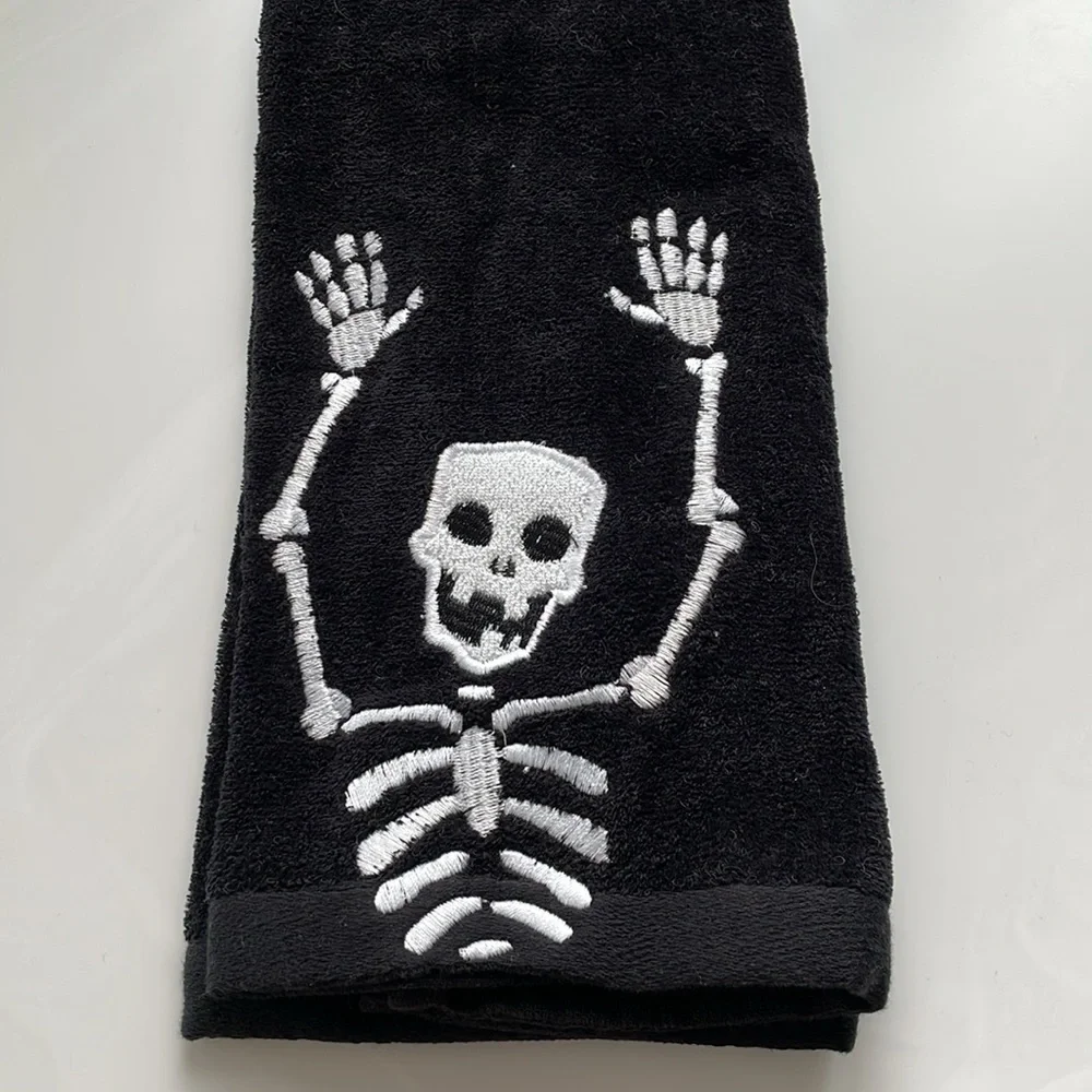 Halloween - Boo & Co. Dancing Skeleton Hand Towel - Set of 2. NWT! RARE!!